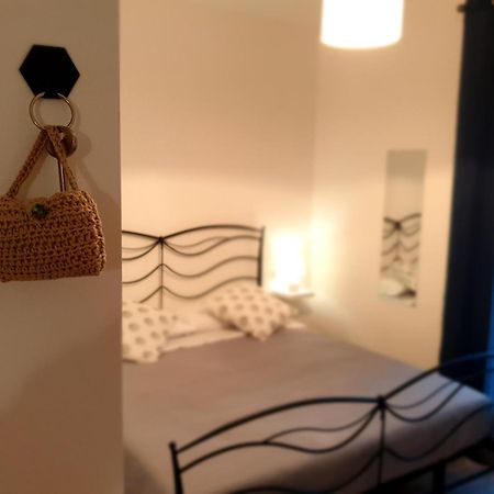 Отель Residenza Tarzana Палермо Номер фото