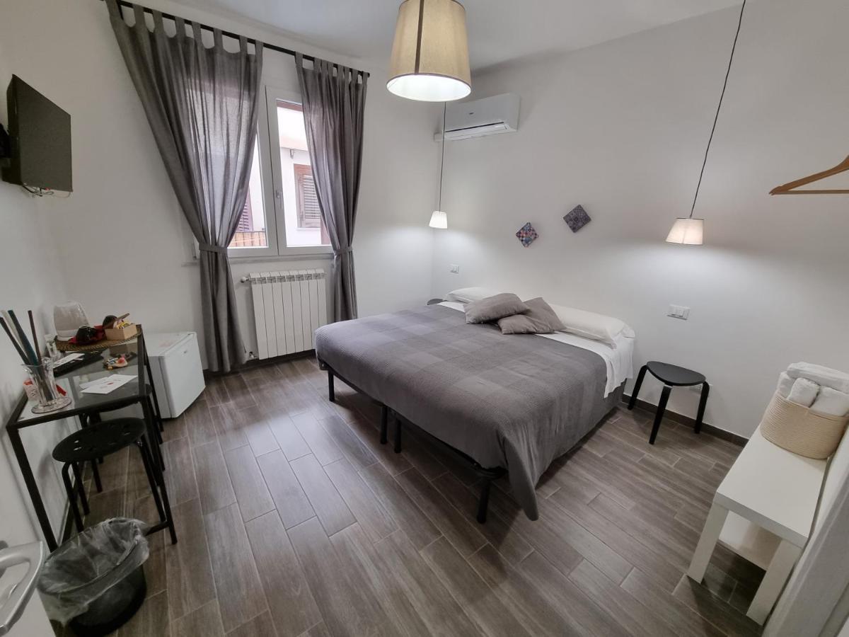 Отель Residenza Tarzana Палермо Экстерьер фото
